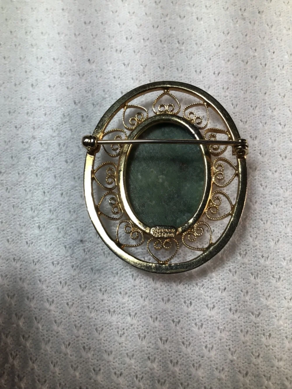 Vintage Designer Signed Catamore 1/20 12K Gold Filled Green Gemstone Pin Brooch